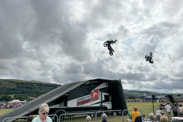 Jamie Squibb motorcycle stunt show was impressive in the main ring. AQ 0096