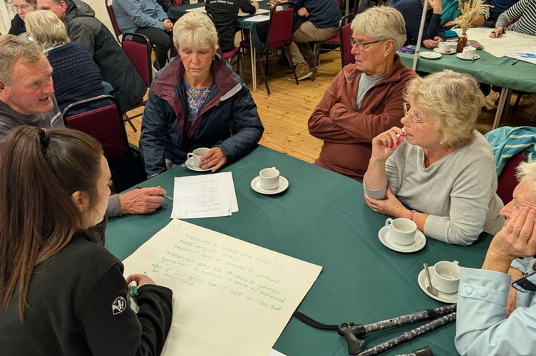 Members of the group supported developing a small area of the site for social housing as long as it was very sensitively done, and with clear community involvement in the entire process.