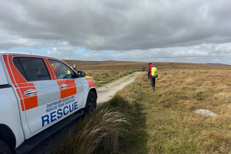 The Rescue Team were called by police to assist a walker with a fractured leg.