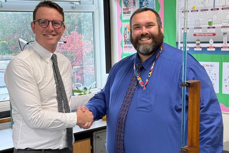 Tavistock College is among the best schools in the country to learn about science. College Principal James Buchanan and Heads of Science Kevin Williams celebrate the new high national league ranking.