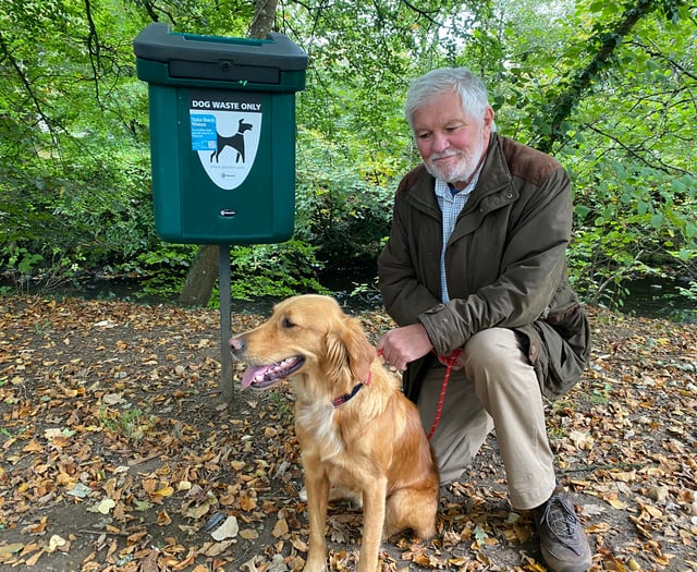 Call on dog lovers to clear up after pets