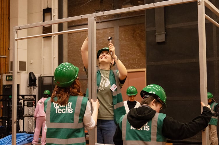 2025 Young Technicians at the National Theatre (c) Belinda Lawley 13