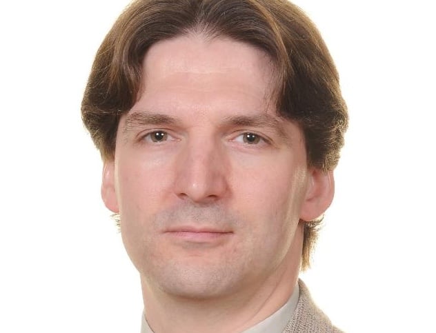 Mark Bennett, the new musical director of the South West Chamber Choir is looking for new singers to join his ranks as he prepares for a festive concert at Buckland Abbey on Sunday, December 14.