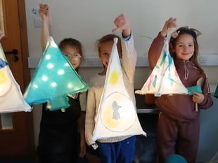 Lanterns light the way to Christmas 