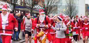More than 750 join Santa Run through Exeter