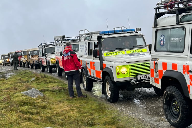 The convoy of Land Rovers, including the Devon 4x4 team and the Tavistock and North Dartmoor rescue teams, making their way up to Yes Tor to say goodbye to Land Rover Ada.