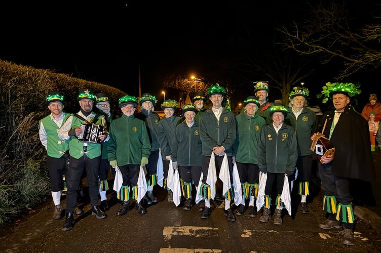 Exeter Morris preparing for the parade to Sandford Square.  AQ 2177

