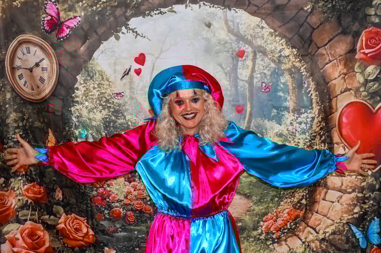 Hatherleigh Alice in Wonderland panto
