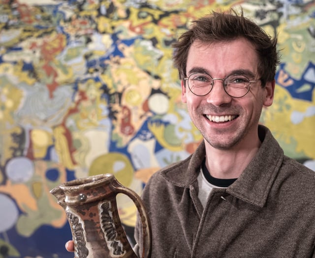 Okehampton potter to exhibit at the UK’s premier ceramics gallery 