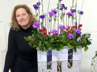 Elizabeth Taylor's jewels inspire flower club demo