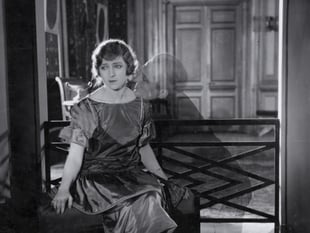 Silent film showing with live music wows fans