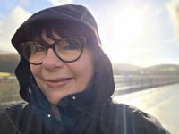 Former Tube driver walks South West Coast Path for pet charity