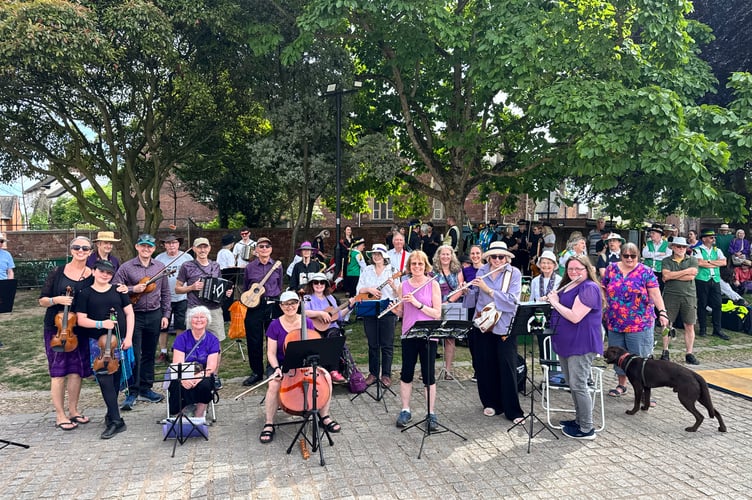 Devon Folk Orchestra.  AQ 2334