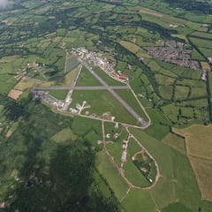 Female pilot dies in light aircraft crash
