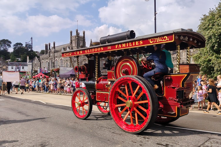 Full steam ahead with the Robey Trust steam engine at Tavistock Carnival.