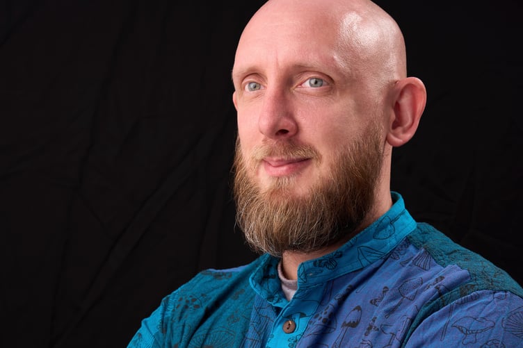Fantasy novelist Damien Tiller