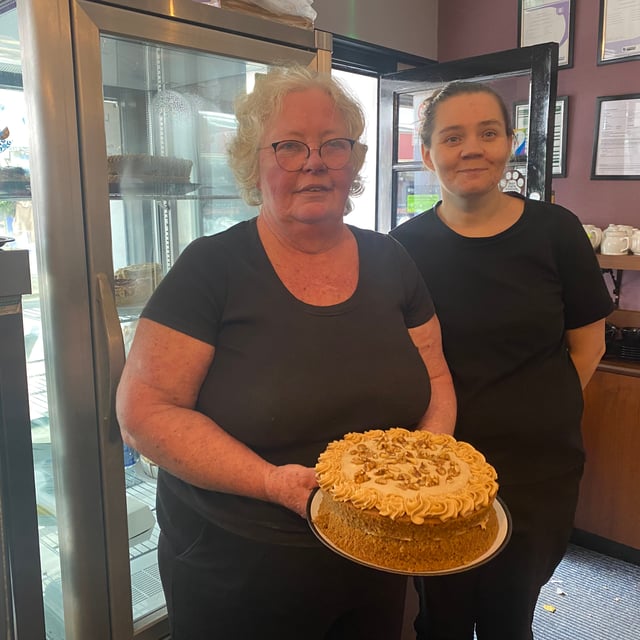  Café owner hangs up her apron after 15 years